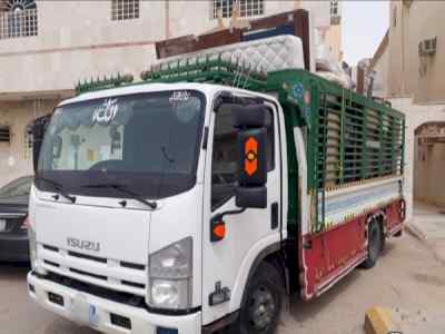 نقل اثاث بالرياض مع الفك والتركيب