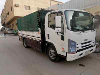 دينا طش اغراض القديمه باحي الياسمين 