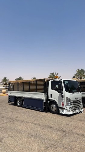 دينا طش اثاث قديم بالرياض
